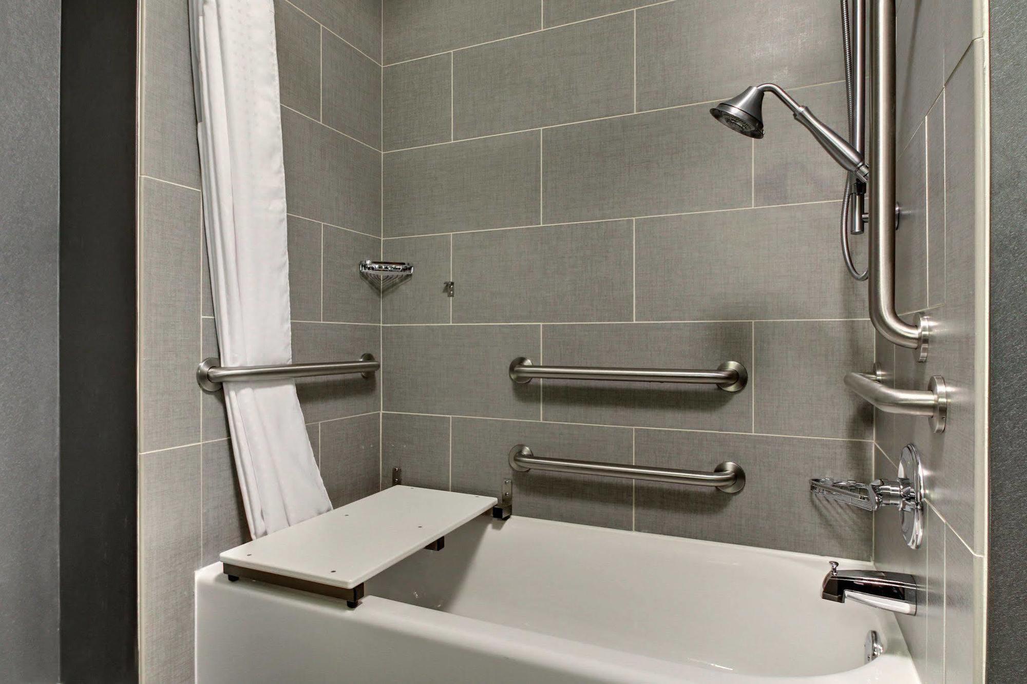 Holiday Inn Express & Suites Albany Exteriör bild